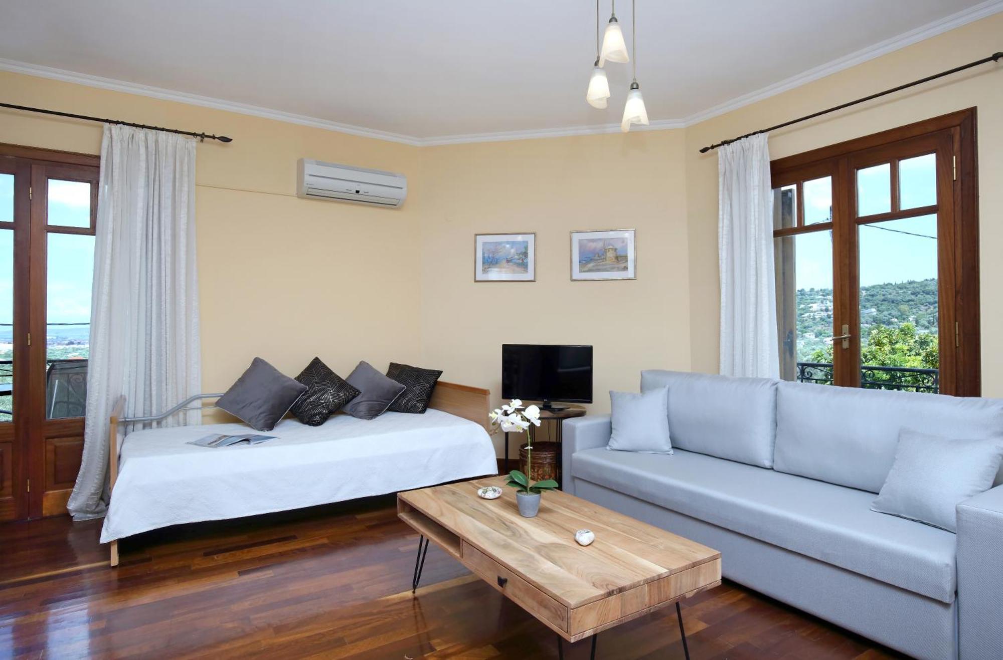 Corina Apartment